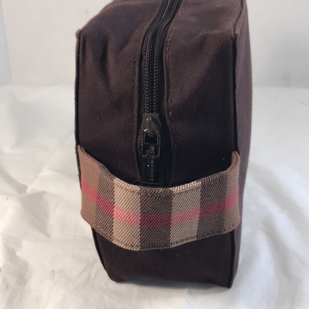 Burberry London Vintage Brown Canvas and Plaid Check Handled Toiletries Bag - Picture 2 of 9